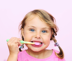 Cómo enseñar a los niños a cuidarse los dientes