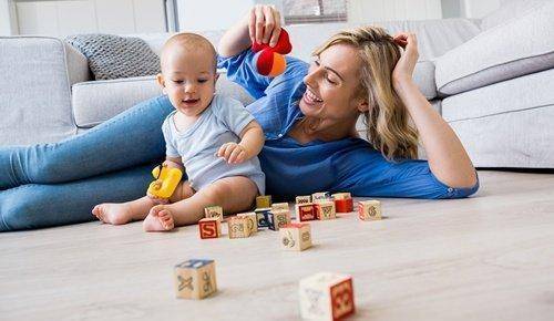 Los bebés aprenden a ser perseverantes viéndote “sudar”