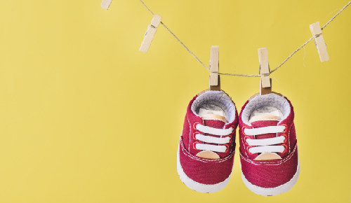 ¿A qué edad empiezan a usar zapatos los bebés?