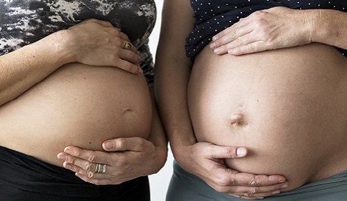 Maternidad y amistad