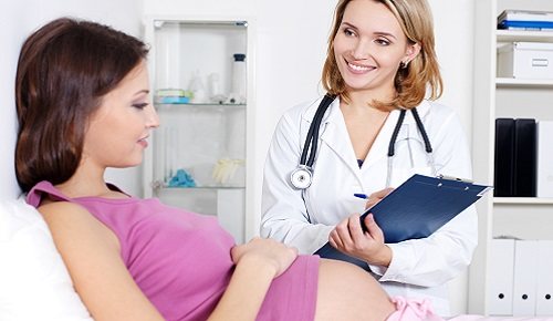 ¿Deben vacunarse las embarazadas de la tosferina?