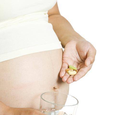 Medicamentos durante el embarazo: qué tomar y qué evitar