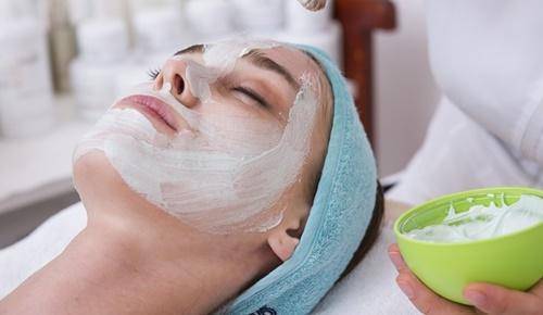 ¿Se pueden usar exfoliantes en el embarazo?