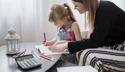 Cómo enseñar dictado a niños pequeños