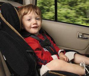 Toca cambiar la silla del coche y pasar al niño a un elevador