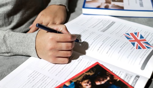 Aprender inglés desde casa: la clave para el éxito académico y personal de tus hijos