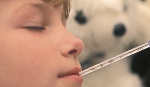 ¿Qué puede comer un niño con fiebre?