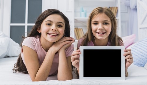 Cuanto más use tu hijo las pantallas, más problemas de atención tendrá