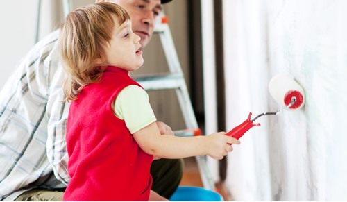 Bebés y olor a pintura, ¿puedo pintar con un bebé en casa?- TodoPapás