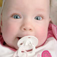 Chupetes y broches para bebes