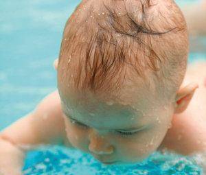 La natación para bebés