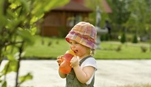 ¿cuándo empezar a darle jugos al bebé?