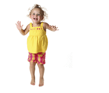 Mi hija anda de puntillas