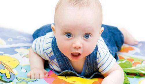 ¿Qué juguetes comprar para un bebé de 0 a 3 meses?