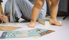 ¿Por qué los bebés quieren que estés de pie?