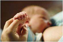 Lactancia materna, biberón y obesidad infantil